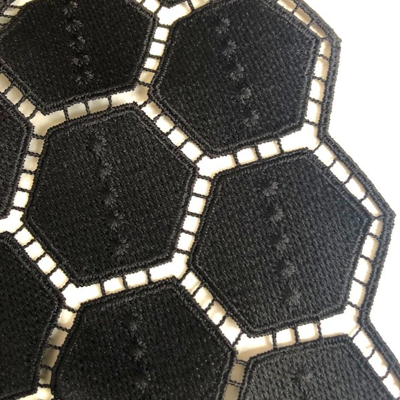 RSVP Talbots Hexagon Pattern Black Lace Blouse Size M NEW - Picture 3 of 6